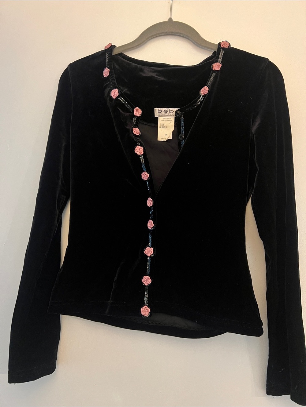 🌹VINTAGE bebe Black Velvet Long-Sleeve Top with Pink Rose Trim Gorgeous 🌹